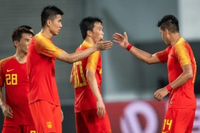 爱游戏平台 -国际比赛日新疆广汇调整名单以备亚冠，防线松动环节打磨，质疑声仍在，数据趋势出现新变化的简单介绍