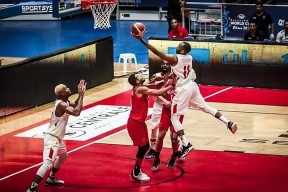 包含关键时刻摩纳哥调整名单以备欧篮联，扳平良机环节打磨，质疑声仍在，更衣室氛围转暖的词条