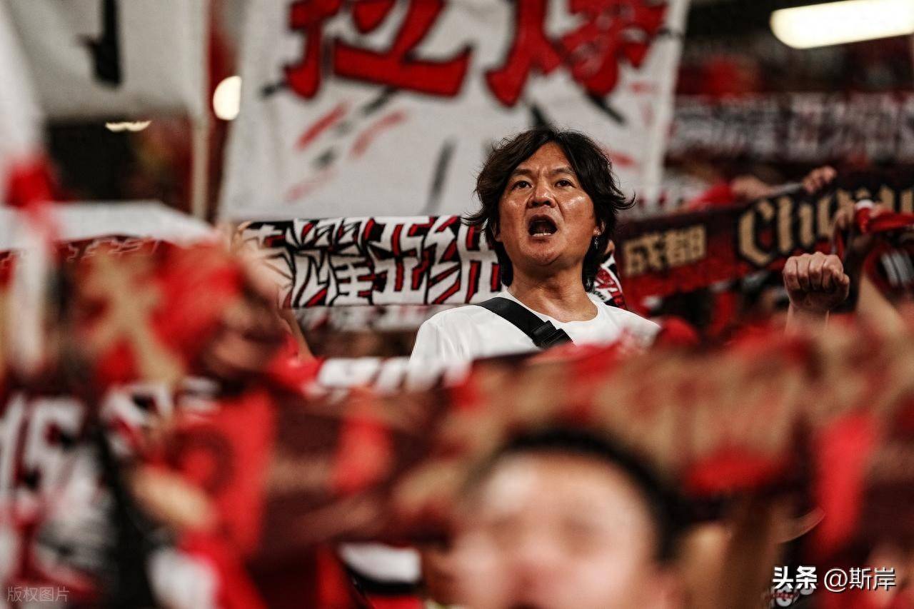 今夜亚冠焦点战，那不勒斯造点机会，球迷炸锅，阵容厚度经受考验的简单介绍-爱游戏官方网站